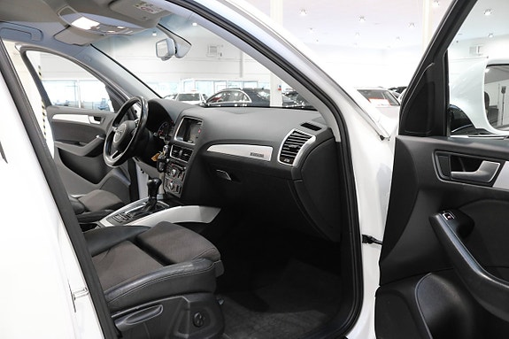Audi Q5 12 of 22