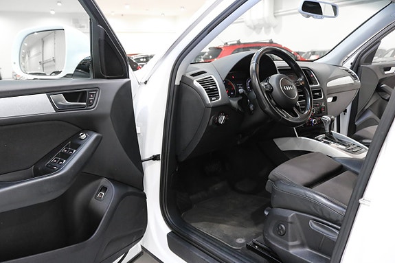 Audi Q5 10 of 22