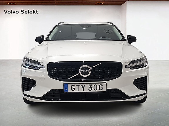 Volvo V60 8 of 14