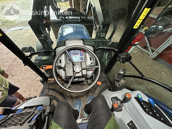 New Holland T4.75s 14 of 27
