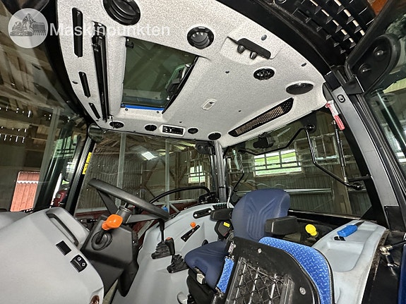 New Holland T4.75s 11 of 27