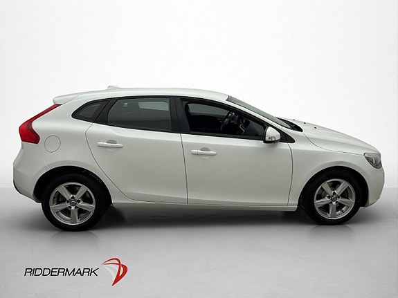 Volvo V40 9 of 28