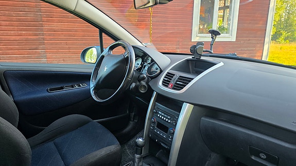 Peugeot 207 7 of 8