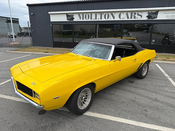 Chevrolet Camaro 11 of 20