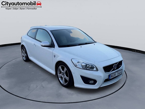 Volvo C30 2 of 8