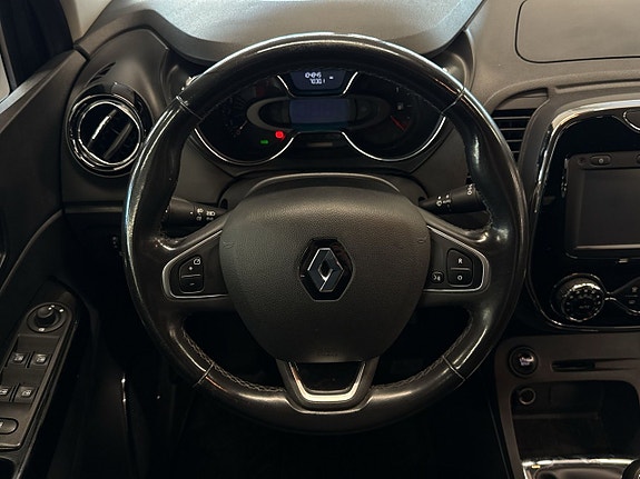 Renault Captur 21 of 25