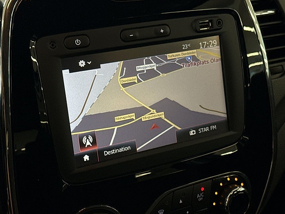 Renault Captur 14 of 25