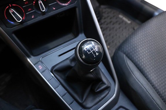 Volkswagen Polo 17 of 22