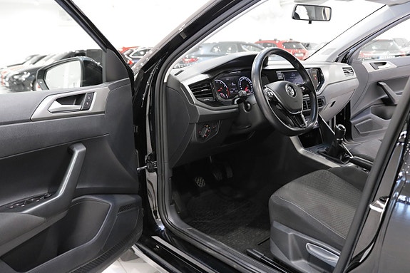 Volkswagen Polo 9 of 22
