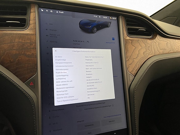 Tesla Model X 24 of 30