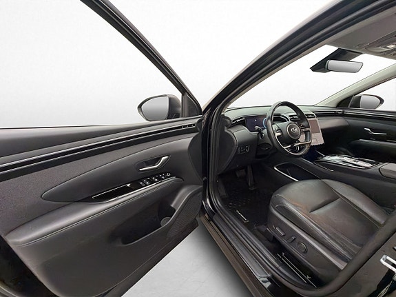 Hyundai Tucson 18 of 30