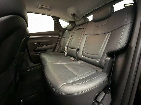 Hyundai Tucson 14 of 30