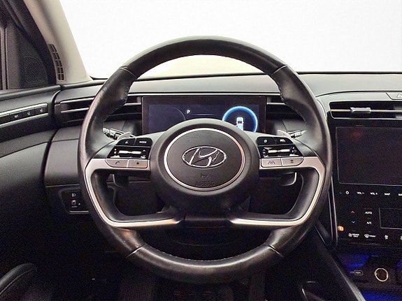 Hyundai Tucson 16 of 30