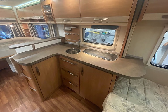 Knaus Sudwind 590 FUS 11 of 15