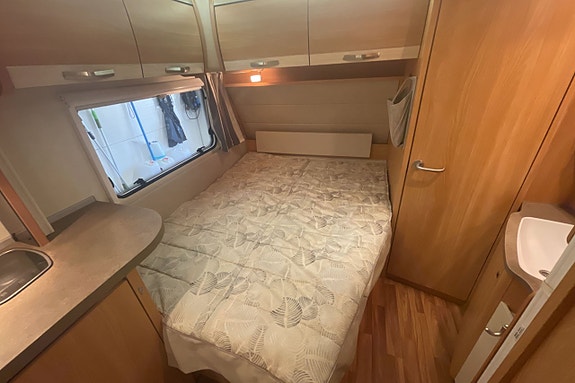 Knaus Sudwind 590 FUS 10 of 15