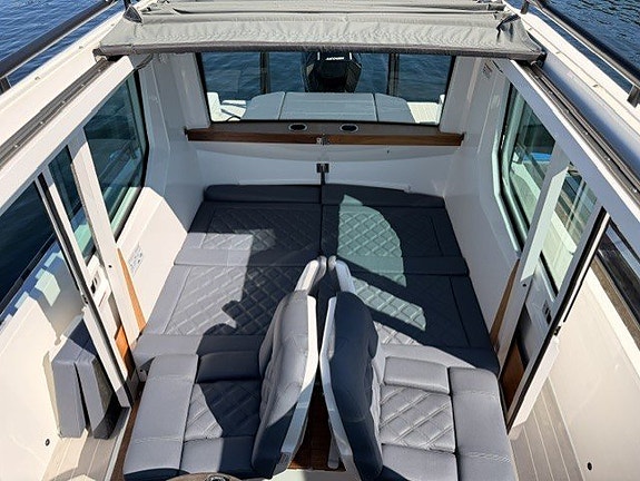 Axopar 28 Cabin Brabus Line -20 7 of 7