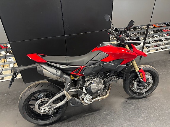 Ducati Hypermotard V2 *Demo 47 mil* Passa på Superdeal 4 of 5