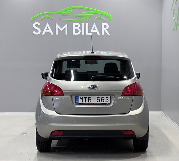 Kia Venga 7 of 17