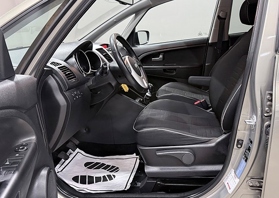 Kia Venga 8 of 17