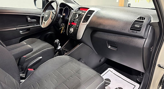 Kia Venga 11 of 17