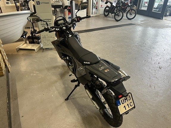 Suzuki DR-Z4S 4 of 6