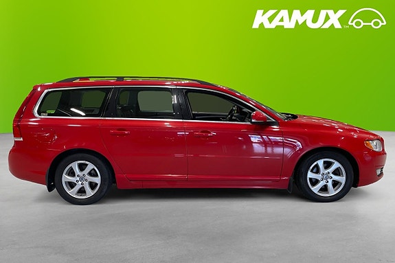 Volvo V70 2 of 21