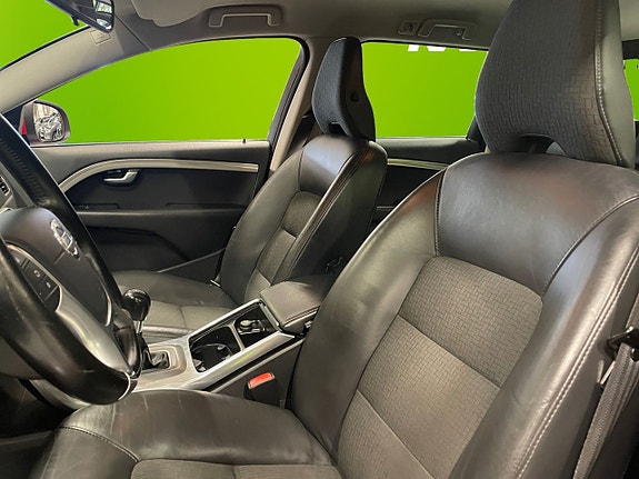 Volvo V70 9 of 21
