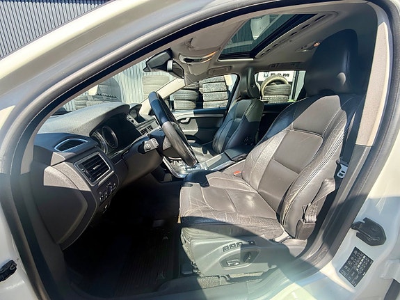 Volvo XC70 8 of 10