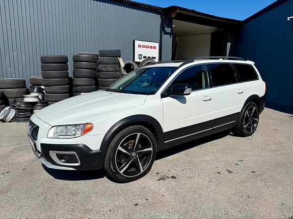 Volvo XC70 6 of 10