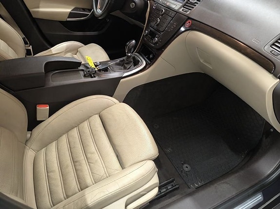 Opel Insignia 10 of 10