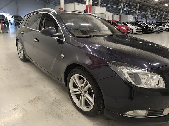 Opel Insignia 3 of 10