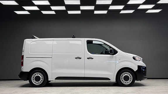 Peugeot e-Expert 4 of 19