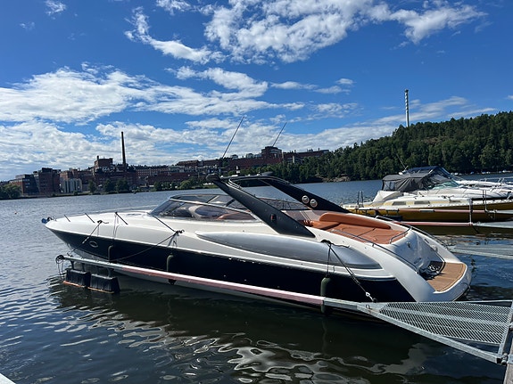 Sunseeker Superhawk 48 2 of 10