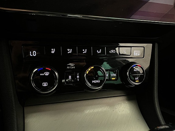 Skoda Superb 21 of 30