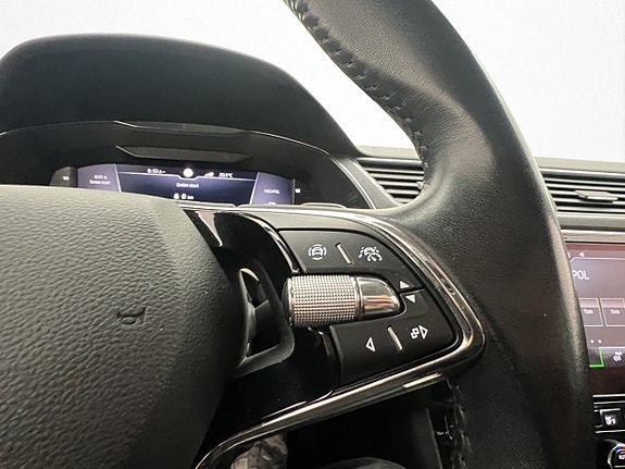 Skoda Superb 18 of 30