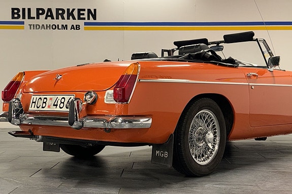 MG MGB 9 of 18