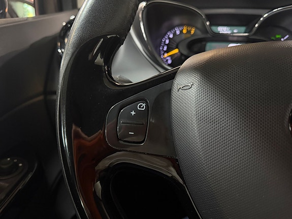 Renault Captur 27 of 30