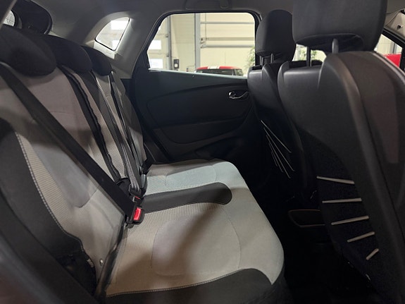Renault Captur 16 of 30