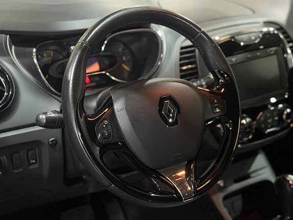 Renault Captur 12 of 30