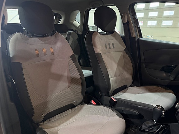 Renault Captur 15 of 30