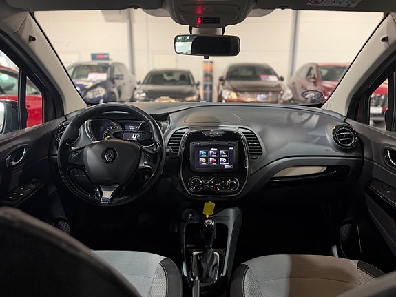 Renault Captur 10 of 30