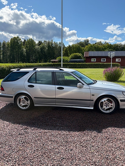 Saab 9-5 3 of 11