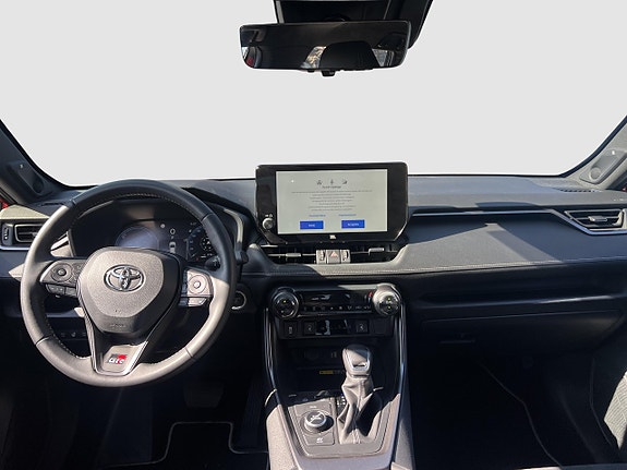 Toyota RAV4 7 of 13