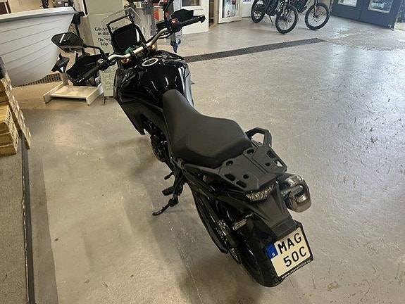 Suzuki V-Strom 800DE 5 of 6