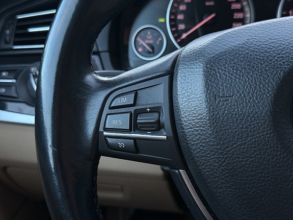 BMW 520d 28 of 30