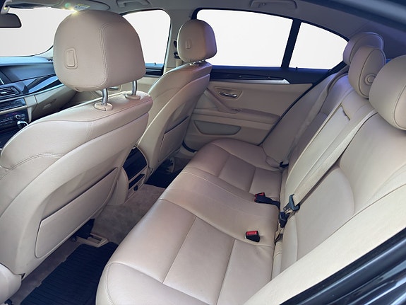 BMW 520d 14 of 30