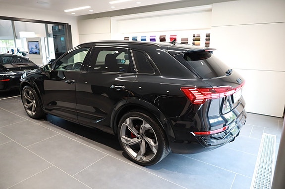 Audi SQ8 e-tron 8 of 29