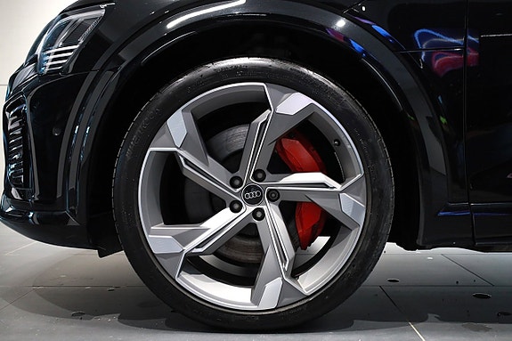 Audi SQ8 e-tron 7 of 29