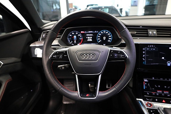 Audi SQ8 e-tron 14 of 29