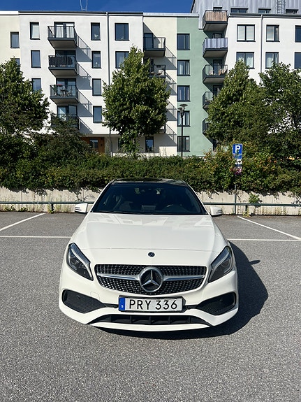 Mercedes-Benz A180 d 2 of 20